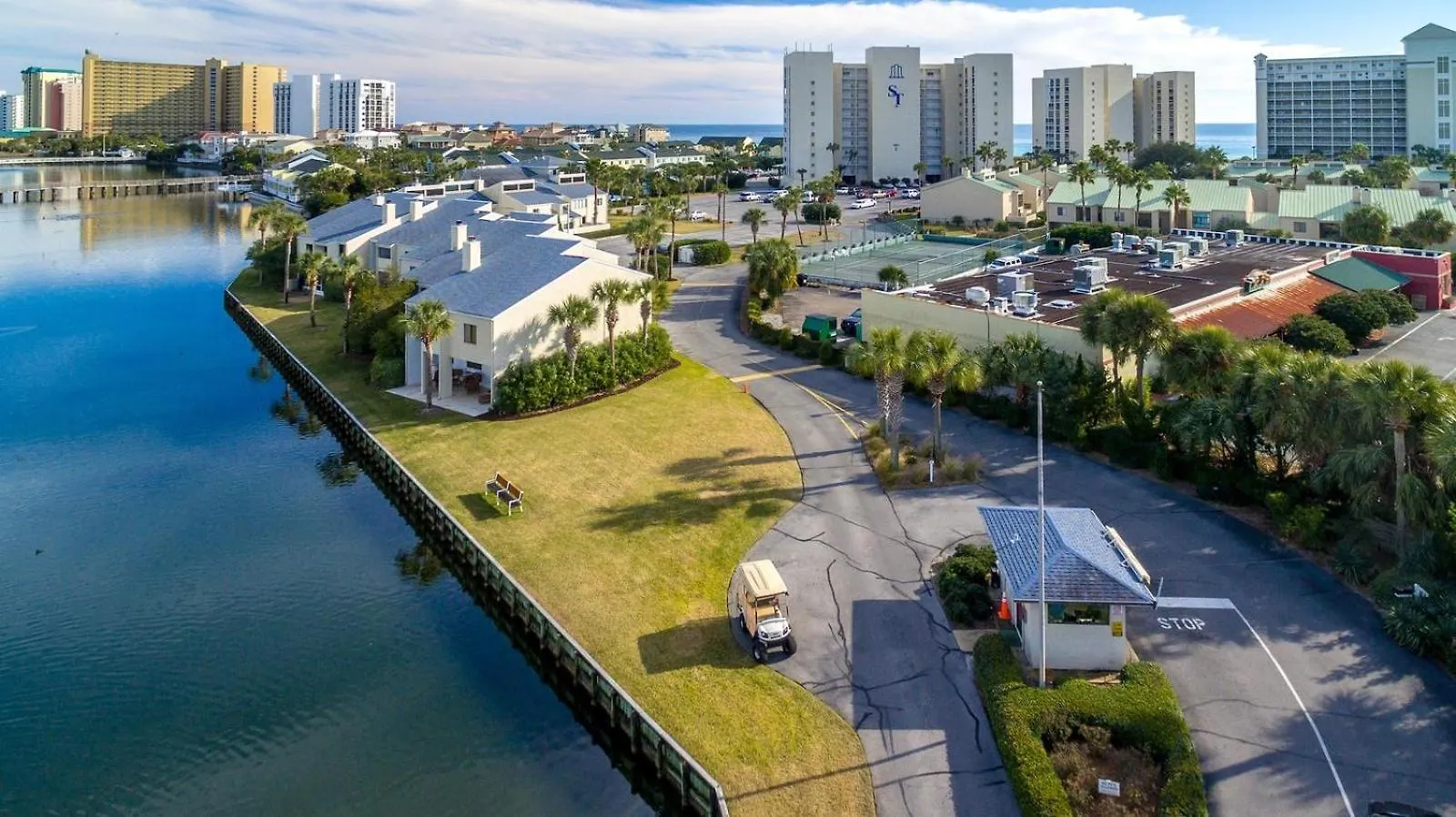 1086 Beach Condo Shoreline Towers Free Beach Setup Destin
