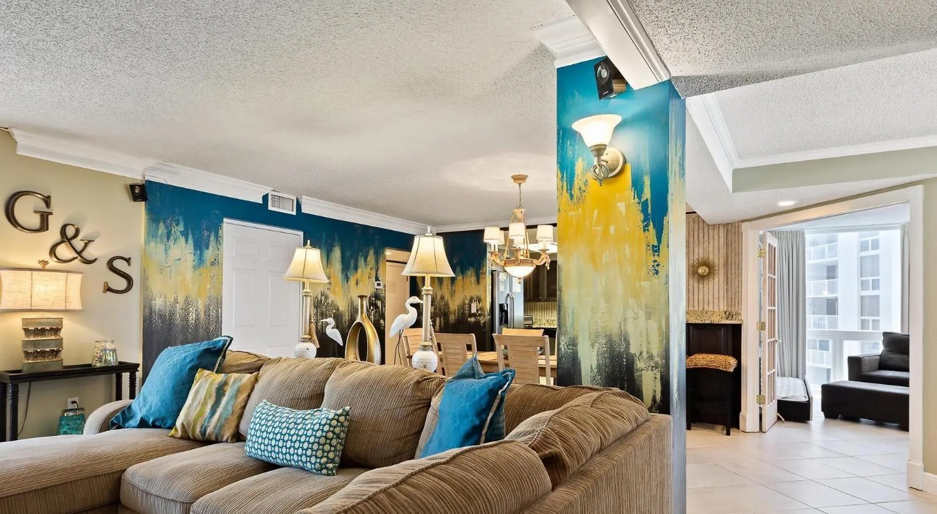 1086 Beach Condo Shoreline Towers Free Beach Setup Destin